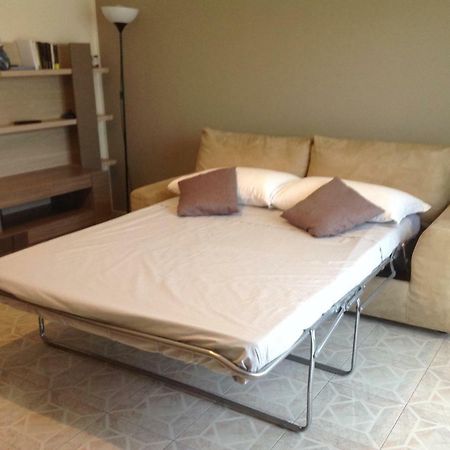 Casa Riolo Apartment Ачиреале Екстериор снимка