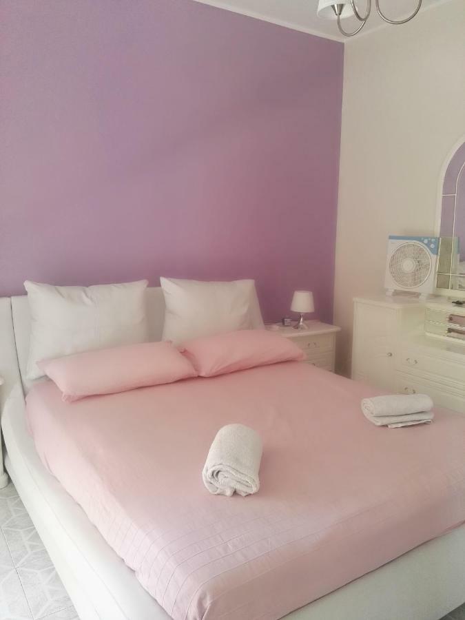 Casa Riolo Apartment Ачиреале Екстериор снимка